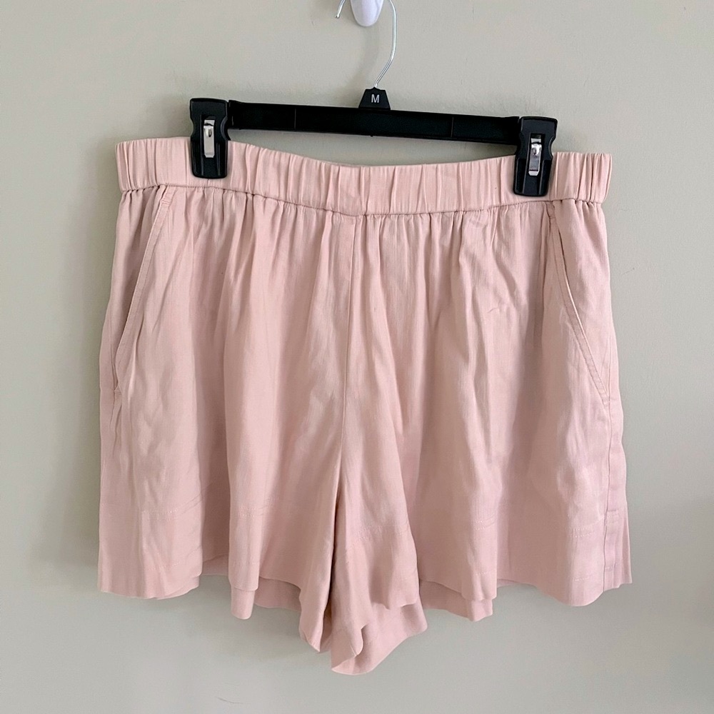 Vince linen blend loose fit shorts sz L